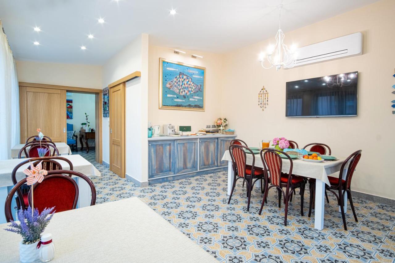 Kiss-Henezi Guest House เคสเท ภายนอก รูปภาพ