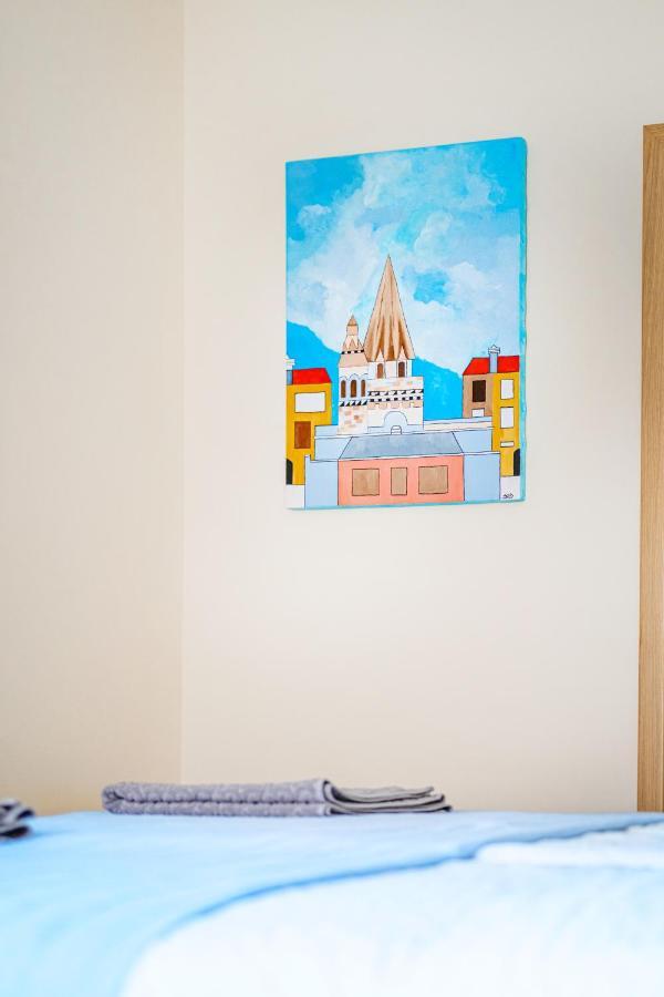 Kiss-Henezi Guest House เคสเท ภายนอก รูปภาพ